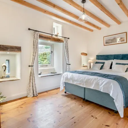 2 Bed In Oc-wa306 Holiday home Glaisdale